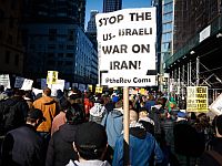 В Нью-Йорке прошла манифестация солидарности с режимом аятолл