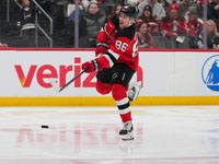 Голевые передачи Хьюзов. Шутаут Форсберга. Результаты матчей НХЛ