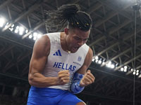 Прыжки с шестом. Грек взял высоту 6.17 метра