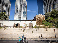 Турецкие журналисты вели эфир возле базы 