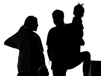 Израильские ученые оценили влияние родительского выгорания на детей во время войны