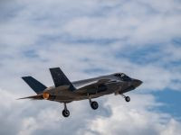 ЦАХАЛ сообщает об ударе по иранским самолетам F-14 в аэропорту Исфахана