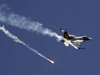 Турция перебросила на Северный Кипр самолеты F-16