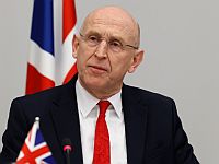 Министр обороны Великобритании объяснил, почему эсминец Dragon все еще не вышел в море