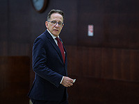 Браверман приглашен на дисциплинарные слушания, которые могут помешать его назначению послом