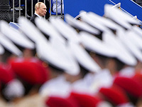 Новый законопроект позволит Путину направлять войска в страны, где преследуют россиян