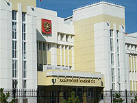 Россиянка, срывавшая рекламу о службе в армии, признана виновной в государственной измене