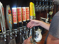 В ходе расследования в Австралии выяснилось, что в барах недоливают пиво