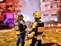 На месте падения фрагмента ракеты в Холоне