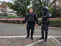 Падение ракеты в Ришон ле-Ционе: сильно разрушен дом, жильцы были в бомбоубежище Падение ракеты в Ришон ле-Ционе: сильно разрушен дом, жильцы были в бомбоубежище