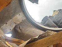 Спасательные службы опубликовали фотографии с места падения обломка иранской ракеты в Иерусалиме Спасательные службы опубликовали фотографии с места падения обломка иранской ракеты в Иерусалиме