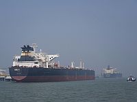 США на 30 дней разрешили продажу иранской нефти, загруженной до 20 марта