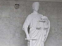 Суд в Москве приговорил журналистку Ксению Лученко к восьми годам лишения свободы за 