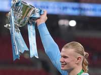 Эрлинг Холанн купил самую дорогую книгу в истории Норвегии и подарил родному городу