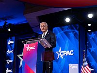 Реза Пехлеви призвал не заключать сделку с нынешними властями Ирана