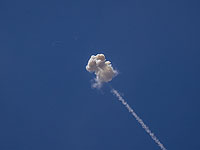 Выпущенная из Ирана по центру Израиля ракета перехвачена, пострадавших нет