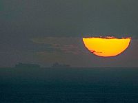 WSJ: ОАЭ добиваются силового открытия Ормузского пролива и готовы к участию в войне против Ирана