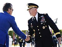 Глава Пентагона отправил в отставку начальника штаба сухопутных войск США