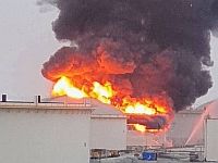 Война с Ираном: на острове Ситра причинен ущерб нефтехранилищу