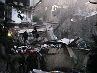 В Хайфе из-под завалов извлечены тела двух человек, поиски еще двоих продолжаются В Хайфе из-под завалов извлечены тела двух человек, поиски еще двоих продолжаются