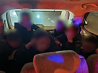 Жительница Тель-Авива ввезла в Израиль нелегалов, шестеро ехали в багажнике