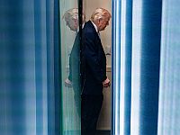 Axios: Трамп решает, дать ли переговорам шанс или начать разрушение инфраструктуры Ирана Axios: Трамп решает, дать ли переговорам шанс или начать разрушение инфраструктуры Ирана