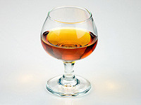 Потребление военного времени: израильтяне закупаются алкоголем и меньше ходят в рестораны