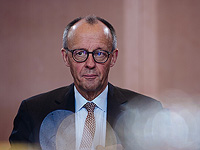 Канцлер Германии осудил Израиль и сообщил о начале переговоров с Ираном Канцлер Германии осудил Израиль и сообщил о начале переговоров с Ираном