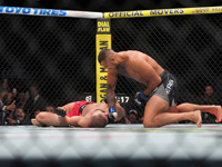 UFC. Ульберг неожиданно нокаутировал Прохазку и стал чемпионом