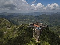 Давка у цитадели Лаферьер на севере Гаити, десятки погибших