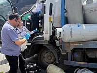 Автобус столкнулся с грузовиком с газовыми баллонами на шоссе №1, есть пострадавшие