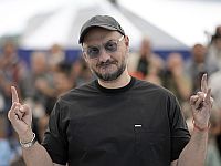 Кирилл Серебренников стал лауреатом премии B.Z.-Kulturpreis в Берлине Кирилл Серебренников стал лауреатом премии B.Z.-Kulturpreis в Берлине