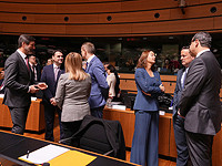 Евросоюз намерен расширить санкции против Ирана в ответ на блокаду Ормузского пролива