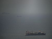 КСИР сообщает о захвате двух грузовых судов и буксировке их в порт 