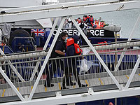 Франция и Великобритания договорились о борьбе с нелегалами, пересекающими Ла-Манш