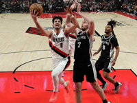 НБА. Дени Авдия набрал 19 очков. 