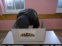 В ПА и в Дир аль-Балахе начались выборы в местные советы