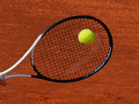 Теннис. Лина Глушко проиграла в Лондоне. Мааян Ларон вышла в четвертьфинал турнира в ЮАР