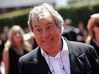 В Северном Уэльсе открыли статую Терри Джонса из 