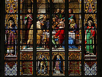 Брюссельский собор демонтировал витраж с кровавым наветом, архиепископ принес извинения евреям