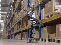 В японском аэропорту в качестве грузчиков багажа будут задействованы человекоподобные роботы