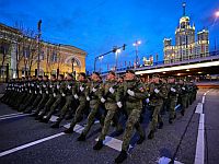 Россия объявила одностороннее перемирие 8-9 мая, пригрозив ракетным ударом по центру Киева