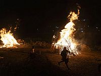 Празднование Лаг ба-Омера: десятки пострадавших на горе Мерон, в Араде подросток получил ожоги