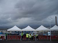 Лайнер с носителями хантавируса прибывает на Тенерифе, глава ВОЗ успокаивает жителей