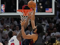 НБА. 