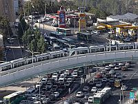 Банк Израиля: расширение городских дорог нивелируется покупкой лишних автомобилей