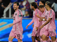 MLS. Дубль Месси. 910-й гол у него отобрали и отдали Челентано