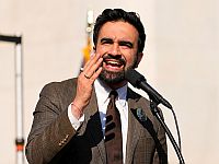 На здании Нью-Йоркского университета был вывешен флаг со свастикой. Мамдани 
