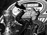 В возрасте 41 года умер двукратный чемпион NASCAR Кайл Буш
