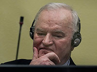Ратко Младича, приговоренного к пожизненному сроку за геноцид, просят отпустить его в хоспис